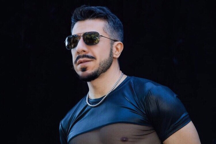 The Saulho Black T